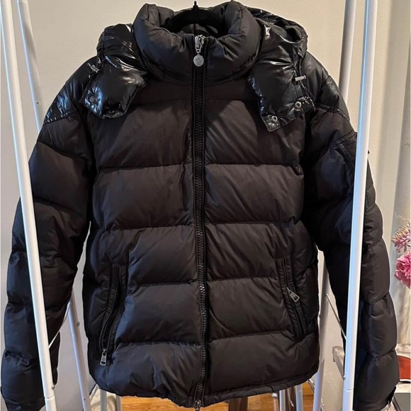 MONCLER - Puffer Jacket